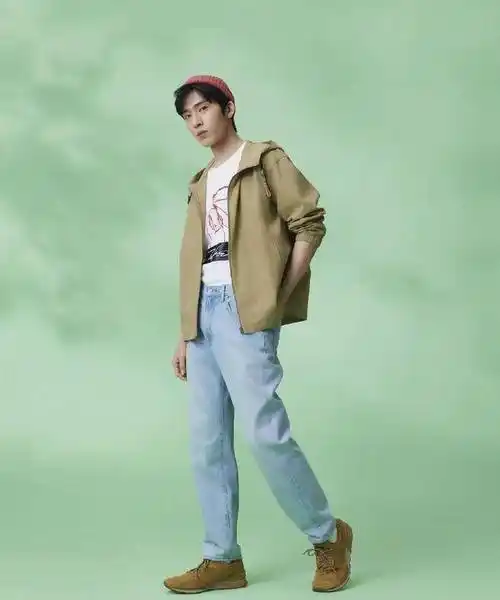 原创井柏然秀春装九套私服连着换照着他这么穿帅过一个春天