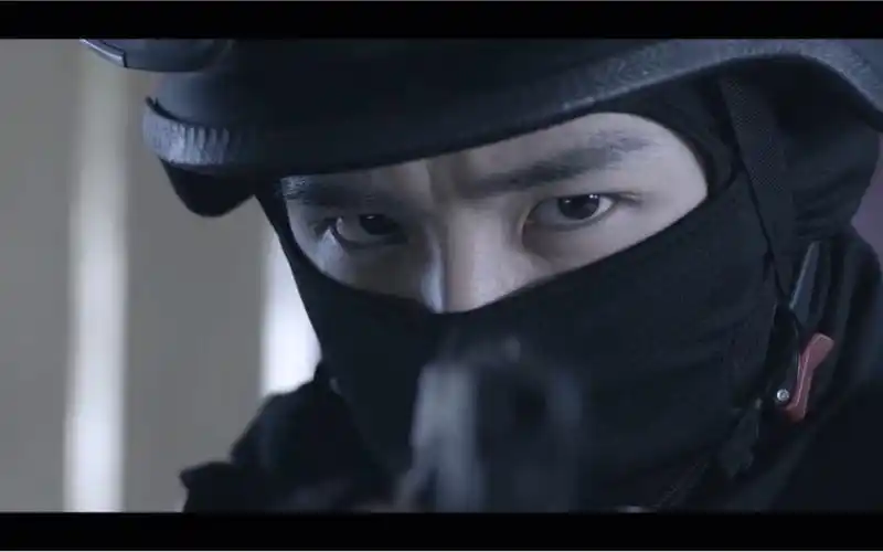 特警版白敬亭可盐可甜的刑队来了