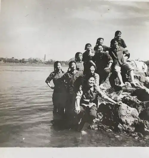 2003年以前的老照片,留住记忆.