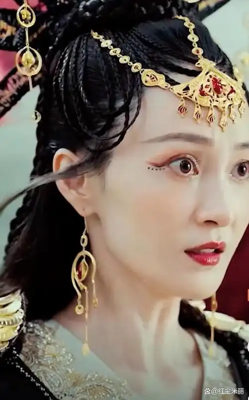 7月16日,姚笛主演的经典古装奇幻剧《封神》在网络上刚上映就遭遇众多