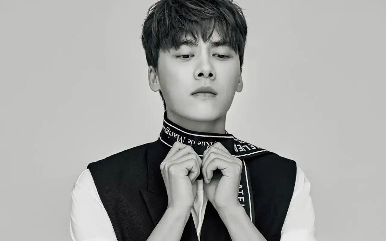 李易峰超帅时尚写真图片桌面壁纸