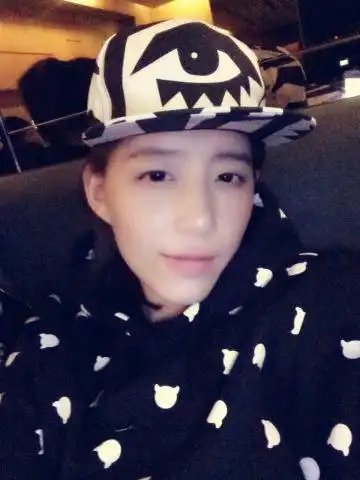 p>李斯丹妮 i>(dany lee) /i>,1990年4月26日出生于四川省成都市