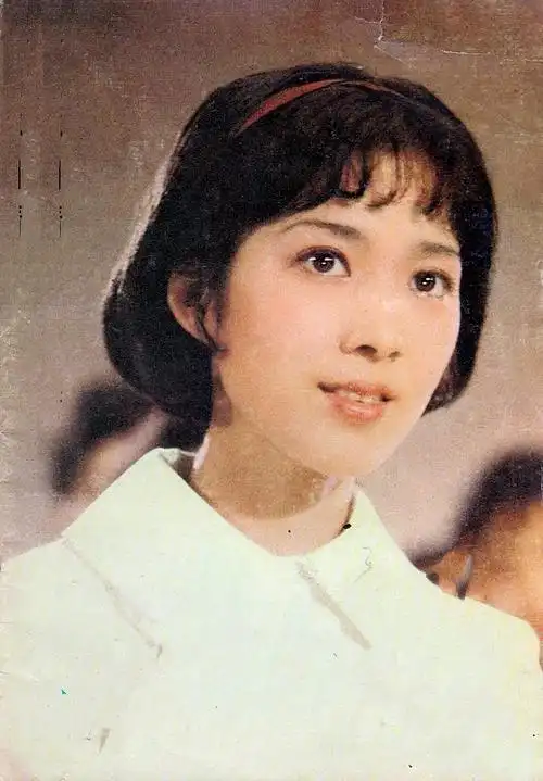 80年代红极一时的龚雪,算是大美女吗?【多图】