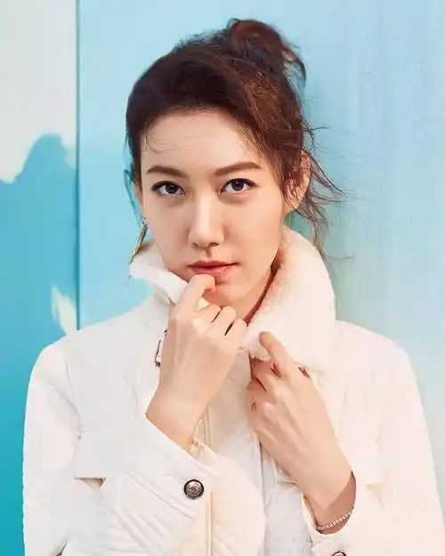 "林小娘"高露:出道20年无绯闻,拒绝苏有朋追求,丈夫身份成谜_母亲_角