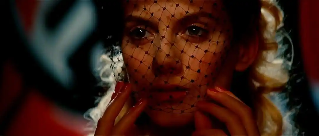 /p> p>1998年,梅拉尼·罗兰在电影《 a target="_blank" href="/item