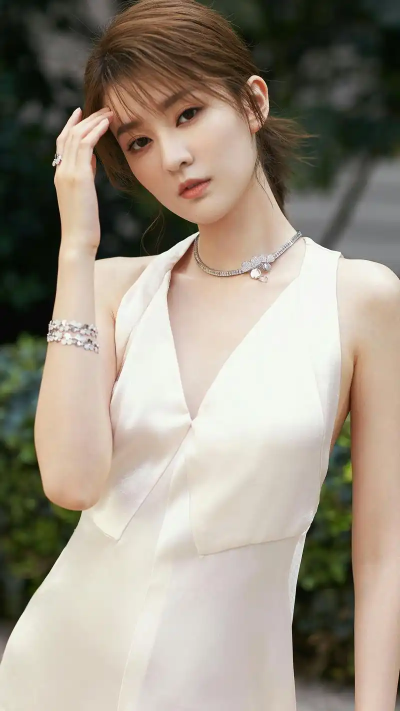 精美图集|性感美女乔欣,你喜欢吗