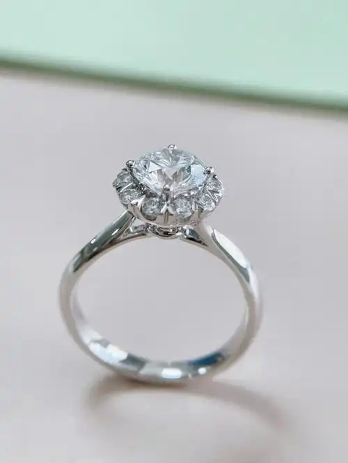 d色克拉钻戒78实拍素颜也好看