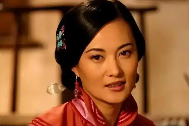 演员王菁华:与初恋常戎有缘无分,分手21年至今还未找到归宿