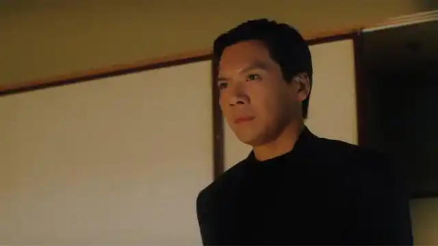 香港赌片赌神:向华强饰演龙五,他是越南华侨,特种兵上尉军衔!