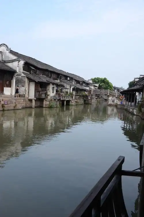 乌镇旅游攻略(乌镇旅游攻略及行程路线)