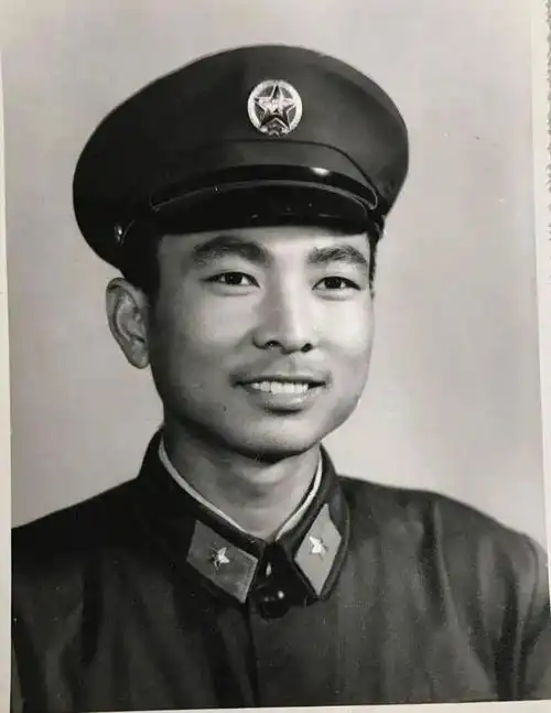 江山如画忆当年英雄如虎在军营