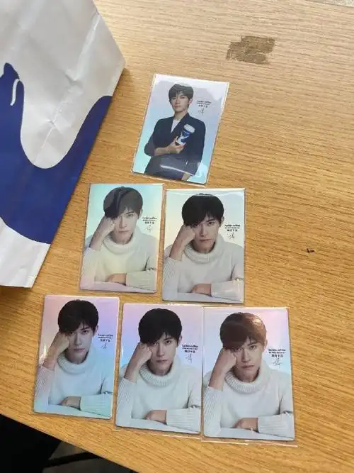 易烊千玺瑞幸小卡##易烊千玺代言瑞幸咖啡