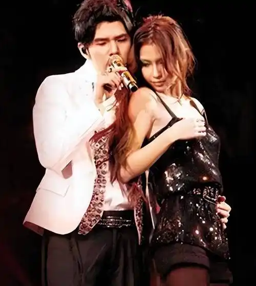 黄晓明道歉!不愿意放弃叶柯的原因早已透露,难怪他那么疲惫!