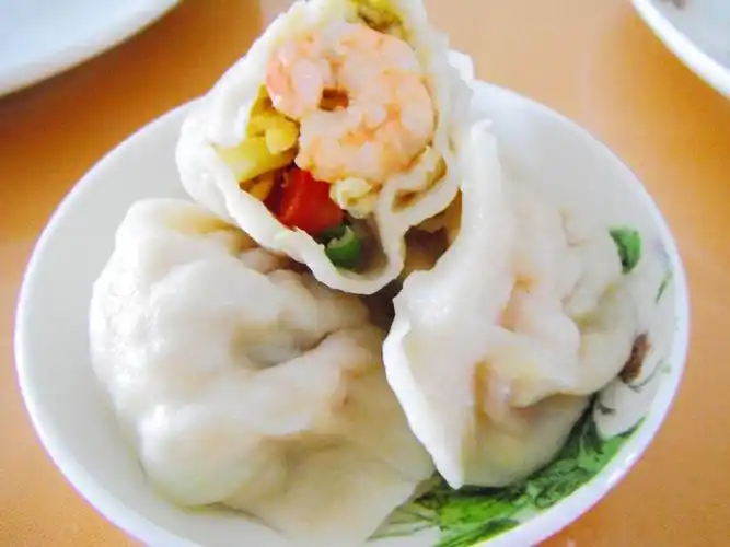 西红柿虾仁水饺