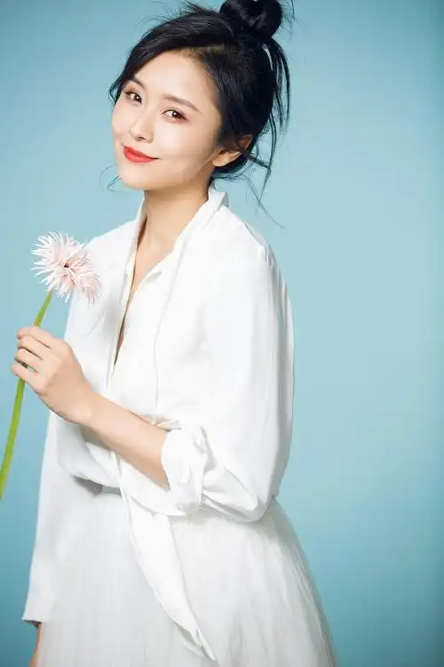 王蕾lei wang的图片