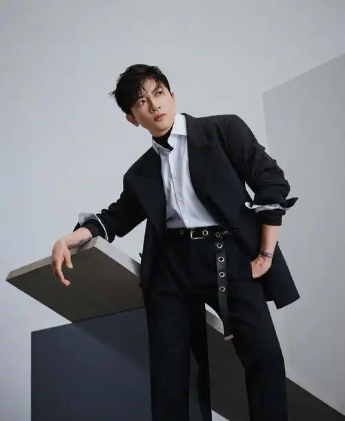 苏有朋时尚杂志帅气写真图片88