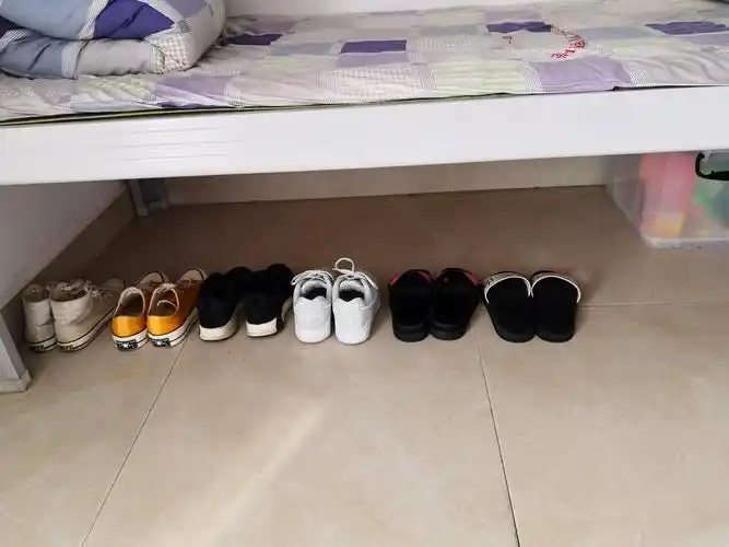 12.27日书香苑女生宿舍检查