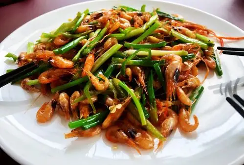 小河虾葱姜炒