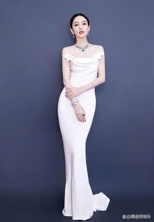 168cm   体重88斤迪丽热巴身高:168cm   体重94斤刘诗诗身高:165cm