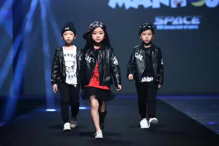 深圳少儿模特训练初级班哪家好_哪个好_学费-培训家