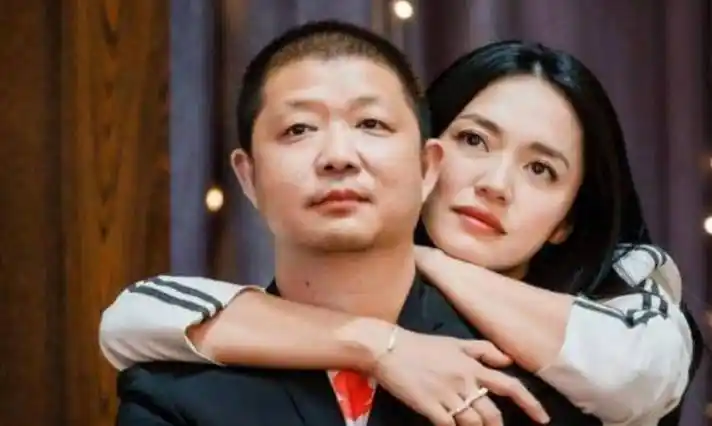 "打脸"前夫,二婚比一婚更幸福的女星们,个个被老公宠上了天_梅婷_李佳