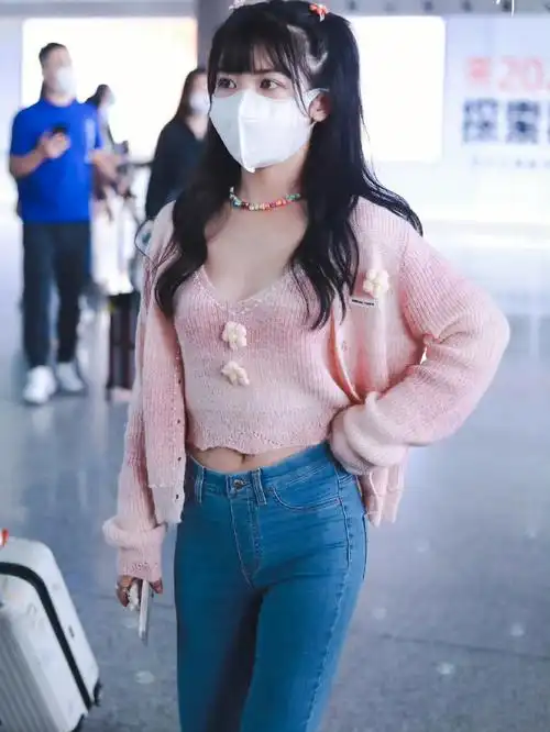 赖美云私服穿搭