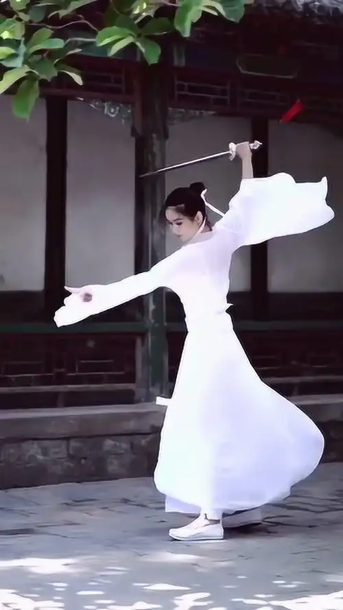 超清体验 1080p蓝光画质 三倍流畅播放 4k超清体验  00:11   古装舞剑