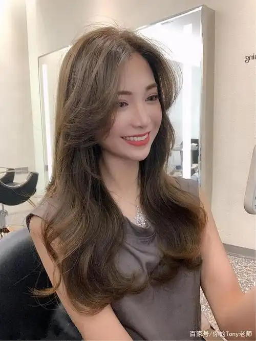 女生发型不好弄,你只需要这4款,让你时尚又好看