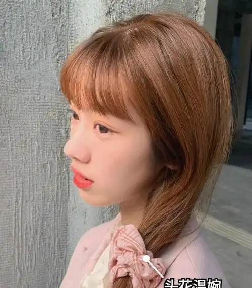 2021年流行"奶茶色",显白又高级,黑黄皮也适合|卷发|发色|减龄|刘海