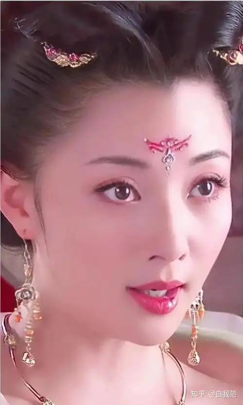 "好事多磨"殷桃:用四年等来金鹰奖认可,因杨贵妃拒接古装戏 - 知乎