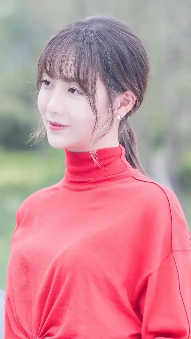 女神赵尧珂,自然的女神范儿尽显嫣然,温柔如水淑女范