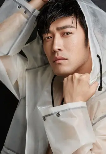 张博最新时尚大片 上演眼神杀撩力满分