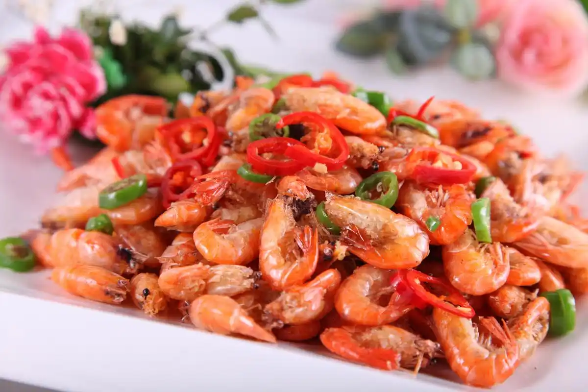 爆炒大虾# 是一道传统的中国烹饪菜肴,也是中国八大菜系之一的鲁菜系