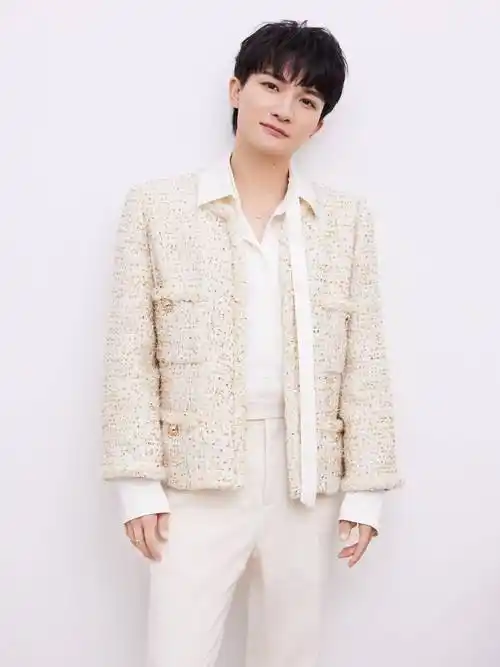 liquid state全新力作,歌手周深带来春日重磅歌曲《春雪》_影视资讯