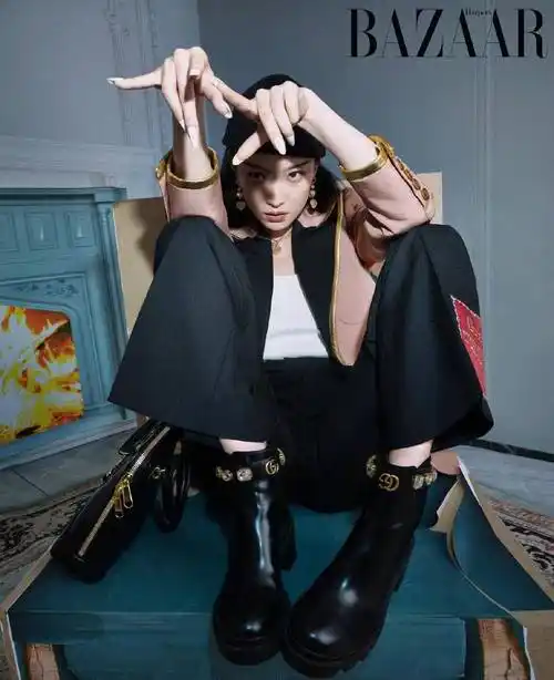 原创硬照女神倪妮时尚芭莎11月刊摩登范意外撞衫mai与iu