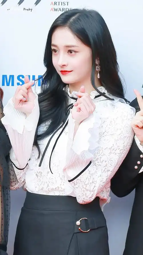 周洁琼0504出道快乐