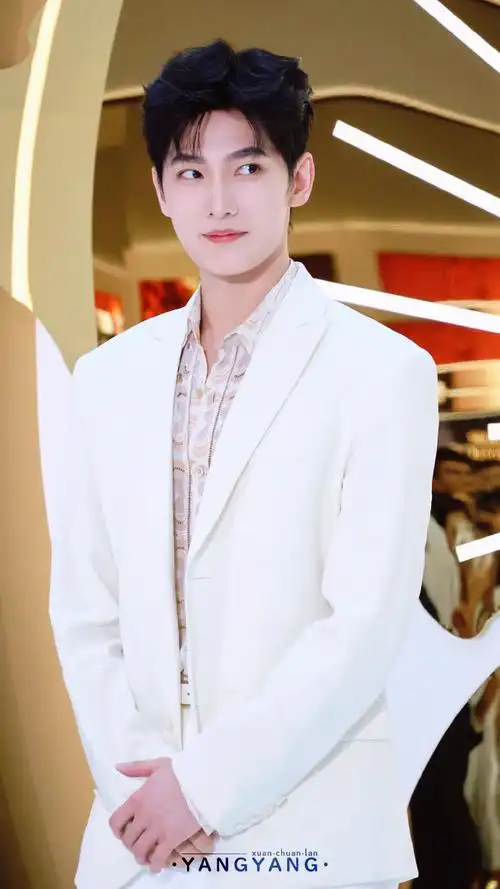 杨洋法国娇兰全球代言人##杨洋凡人修仙传