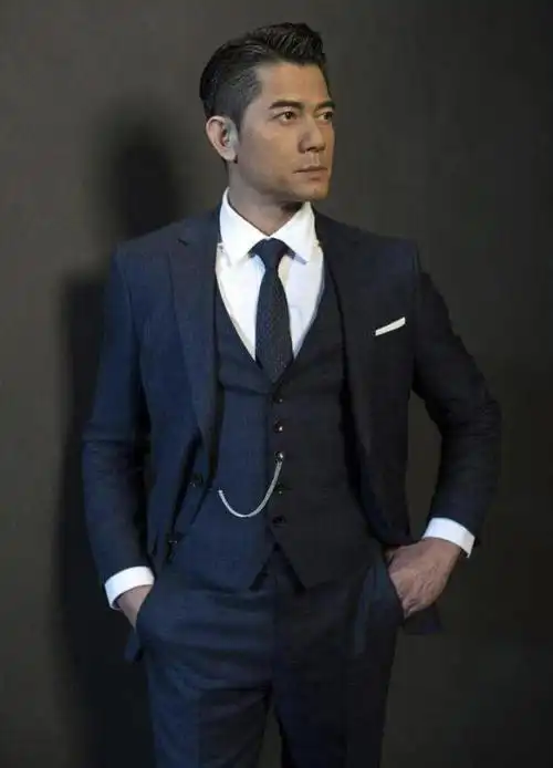 郭富城才是反油腻男人西装笔挺发型不乱57岁不输小鲜肉