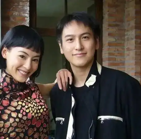 上海顶尖富二代汤珈铖比秦奋王思聪低调39岁拥有上海最贵楼盘