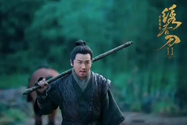 "窝囊废"雷佳音,悄悄拿下100亿|胡歌|袁泉|郭京飞|佟丽娅|孙艺洲_网易