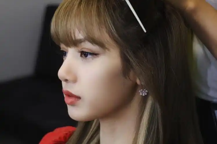 lisa lalisa manoban