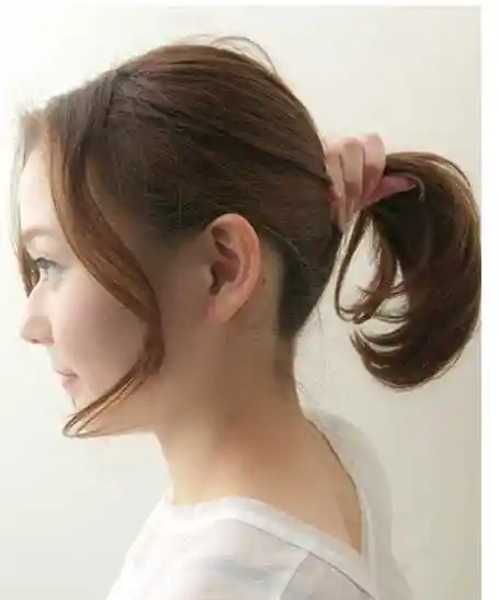 首页 时尚 美发 > 正文   发型点评:简单扎一扎马尾其实也非常好看,像