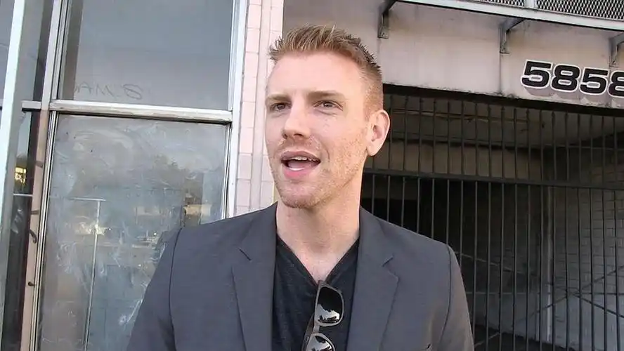 基本资料中文名称:丹尼尔·纽曼英文名称:daniel newman外文别名