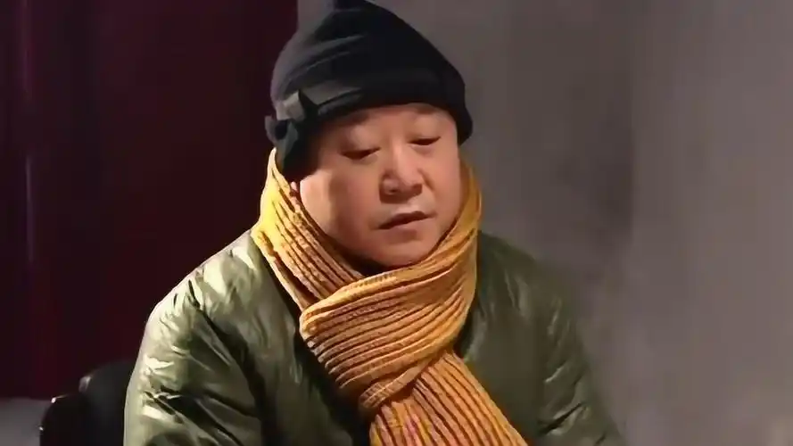 2020年4月9日发布03:44马大帅拿打包的饭菜请彪哥,彪哥却以为他发财了