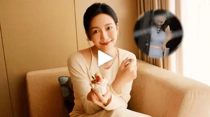 原创曝王鸥产后图腰部赘肉露出紧身裙小腹凸起郭德纲直播说漏嘴