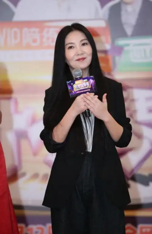 李泉丁薇凃惠源乐当"陪练"传技艺