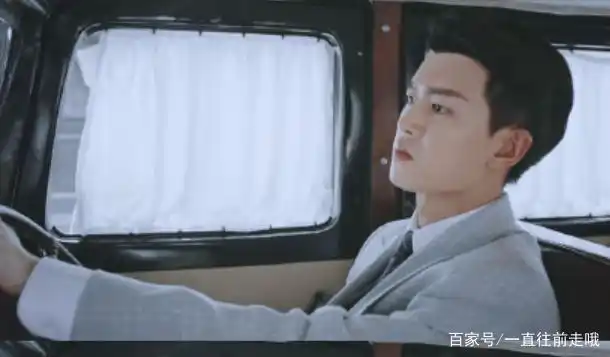 谁说任嘉伦只会眼神开车,来看看任嘉伦开真车的样子吧,太帅气!