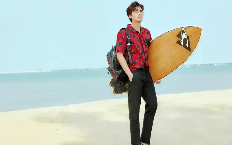 帅气李易峰写真壁纸超帅的李易峰