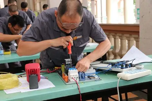 2019隆生物业维修团队5.1劳动技能竞赛顺利进行