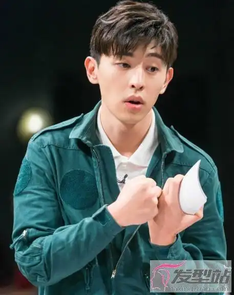 邓伦发型叫什么剪时尚短发做帅气男神